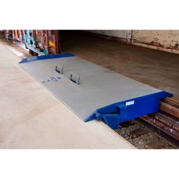 Bluff Mfg Bluff® Steel Rail Dock Board 40R10860L 116" x 60" 40,000 Lb. Capacity 40R10860